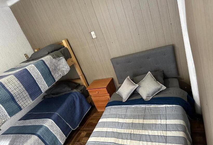 פנסיון Hostal Gloria Quintamar