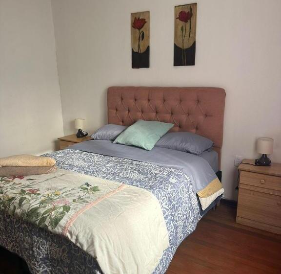 פנסיון Hostal Gloria Quintamar