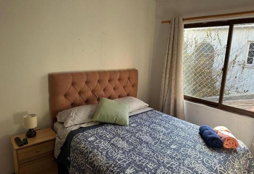 פנסיון Hostal Gloria Quintamar