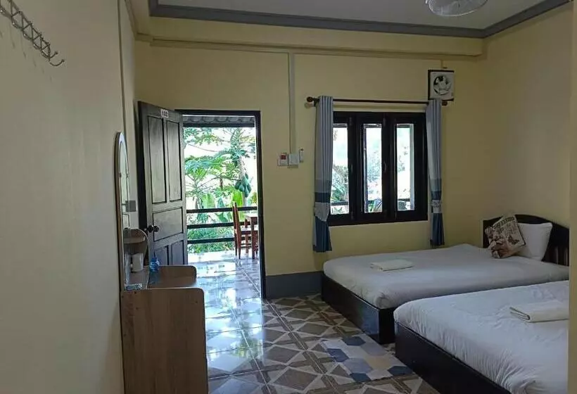 ペンション Khamphan Guesthouse