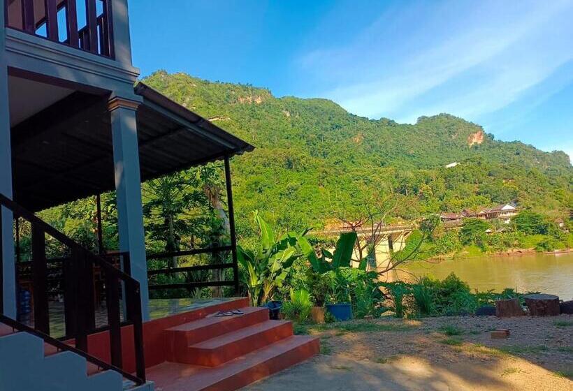 Pensão Khamphan Guesthouse