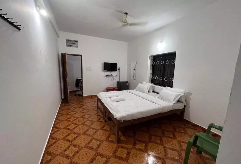Pension O Sai Deep Place