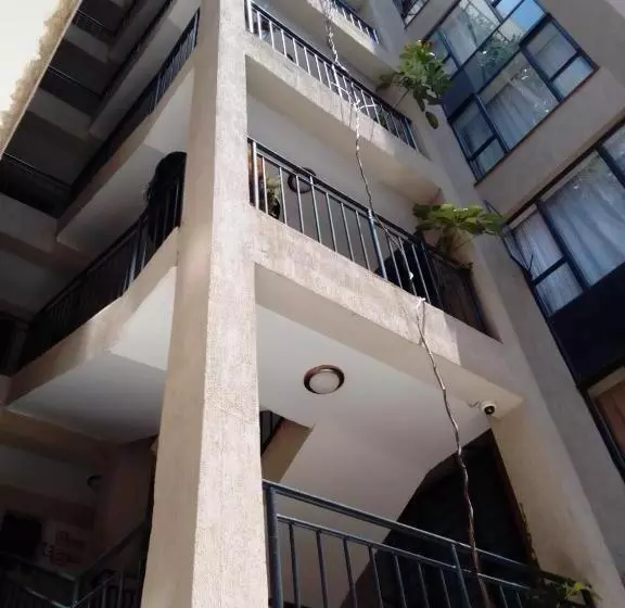 پانسیون Tsavo 90 Degrees Apartment