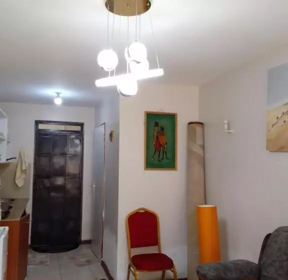 پانسیون Tsavo 90 Degrees Apartment