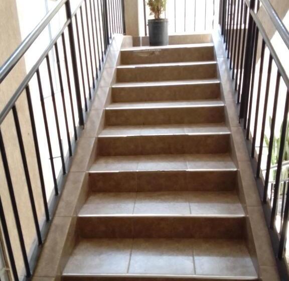 پانسیون Tsavo 90 Degrees Apartment