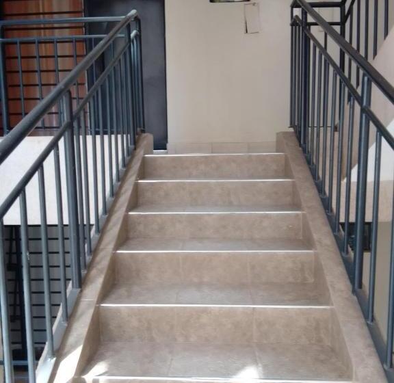 پانسیون Tsavo 90 Degrees Apartment