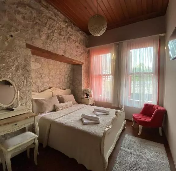 Yaliçapkını Butik Otel