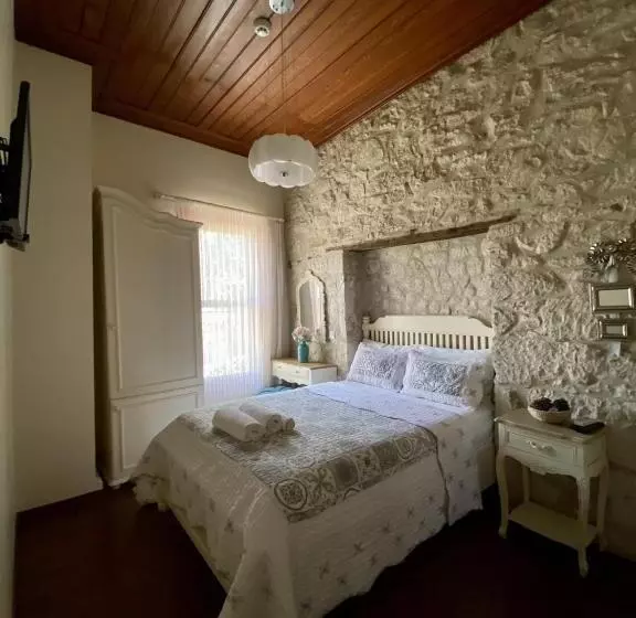 Yaliçapkını Butik Otel