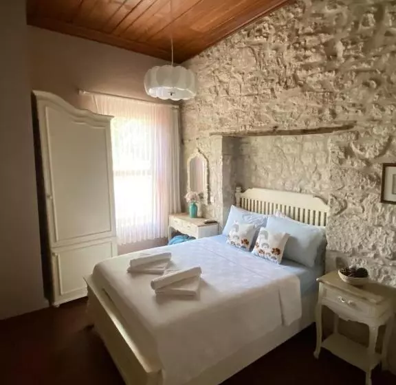 Yaliçapkını Butik Otel