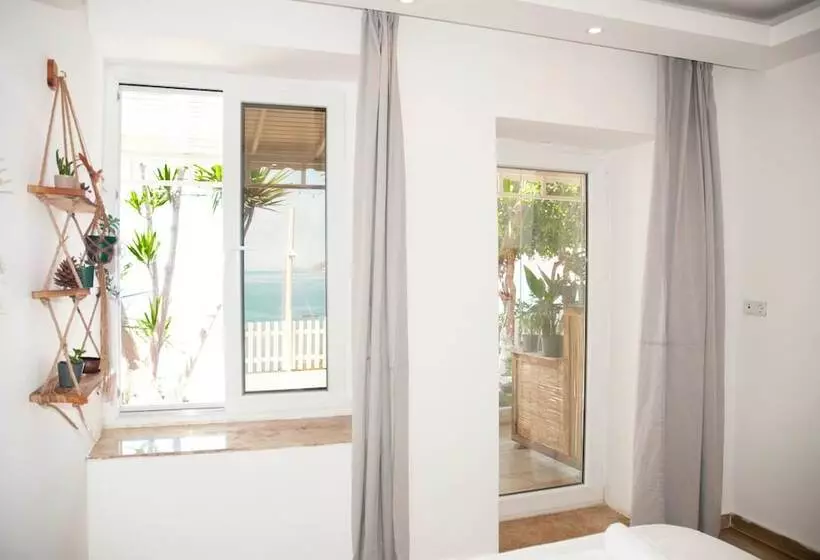 Hotelli Akropol Boutique