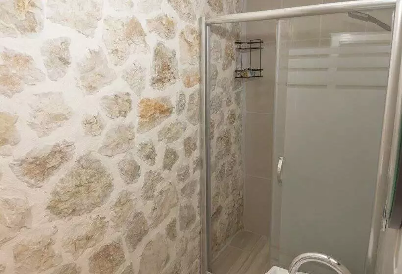 Hotelli Akropol Boutique