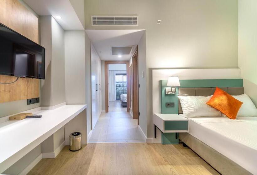 Arcanus Hotels Trendline Side