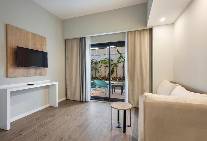 Arcanus Hotels Trendline Side