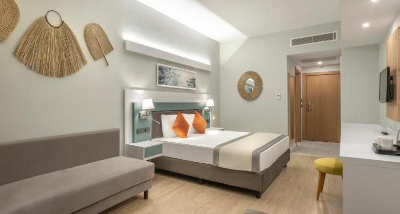 Arcanus Hotels Trendline Side