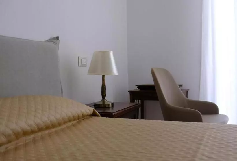 Aamiaismajoitus (B&B) Al Corso Charming Rooms