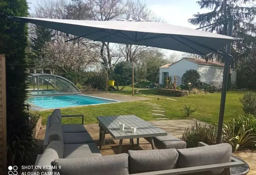 ベッドアンドブレックファースト Mas Des Vignes Piscine Chauffée