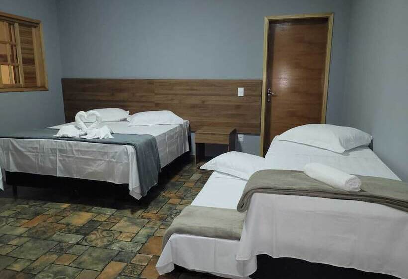 客栈  Alto Costa Flats