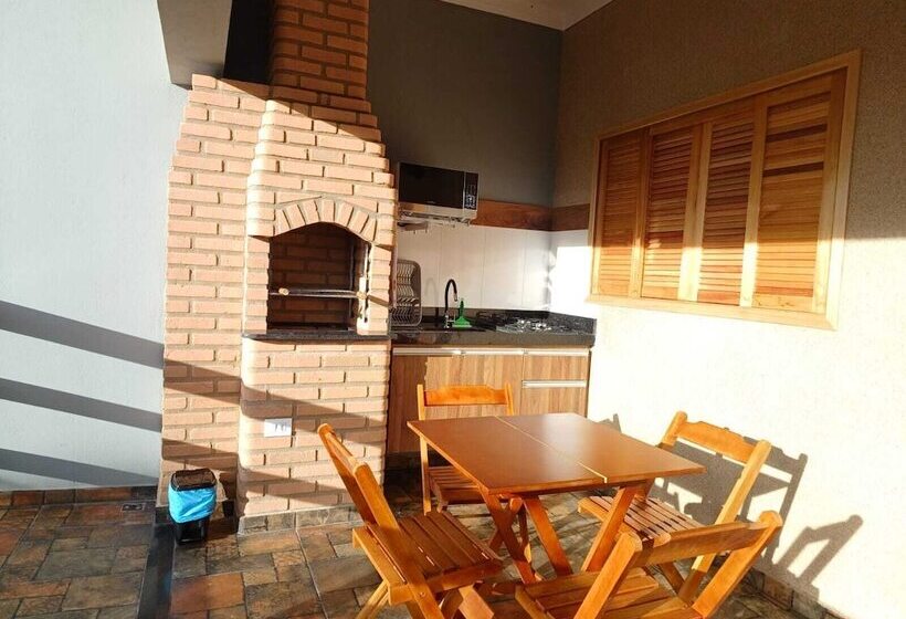 客栈  Alto Costa Flats