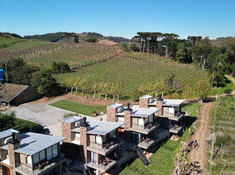 فندق فئة نجمة واحدة Döra Enoturismo