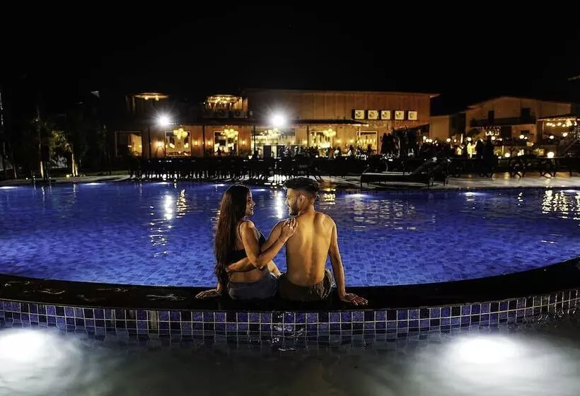 Hôtel Anantum Gateway Resorts