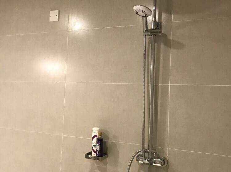 فندق Ceylon Kingsmen Garden