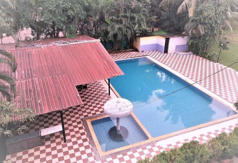 Hotel Dadra Resort