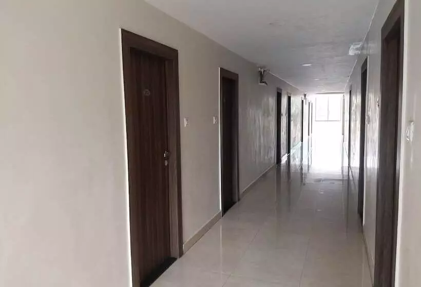 ホテル Dadra Resort