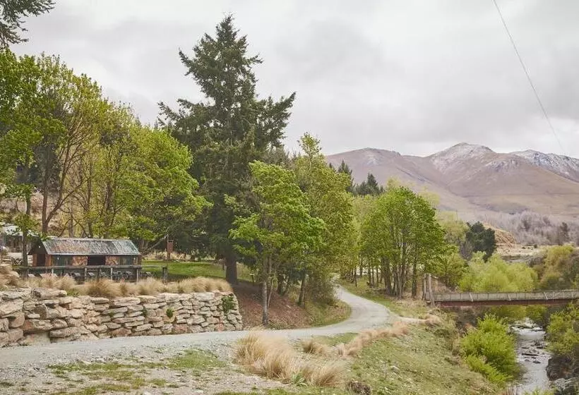 Hotelli The Danseys Pass