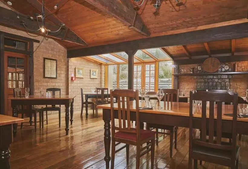 Hotelli The Danseys Pass