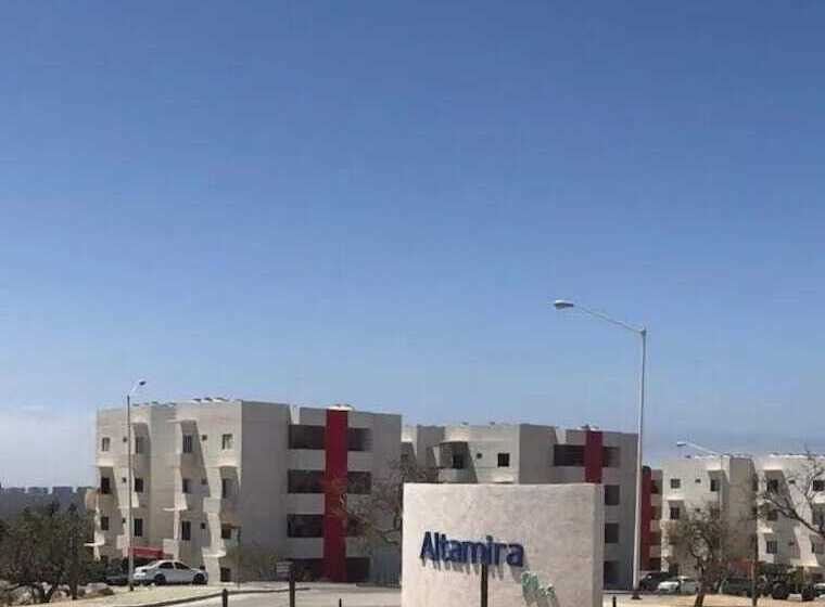 فندق Depas Miras