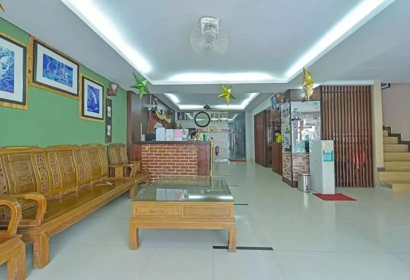 ホテル Capital O 90754 Gopeng Inn