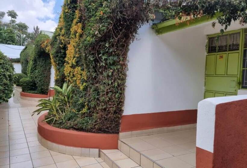 هتل Heritage Breeze