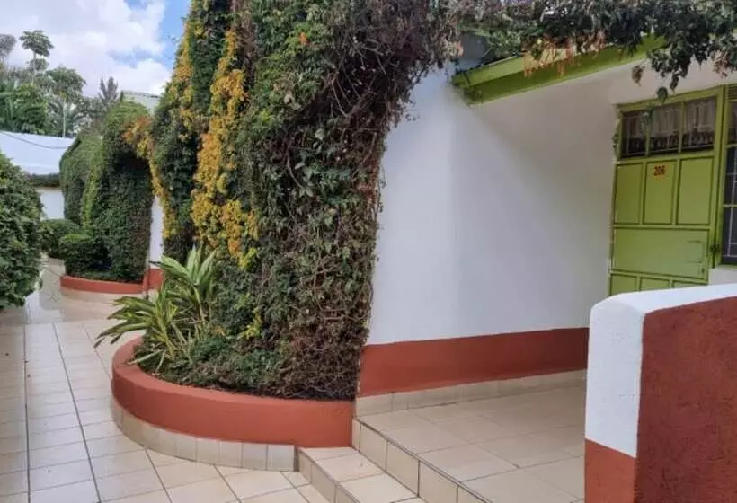 هتل Heritage Breeze