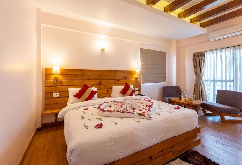 هتل Holesung Resort