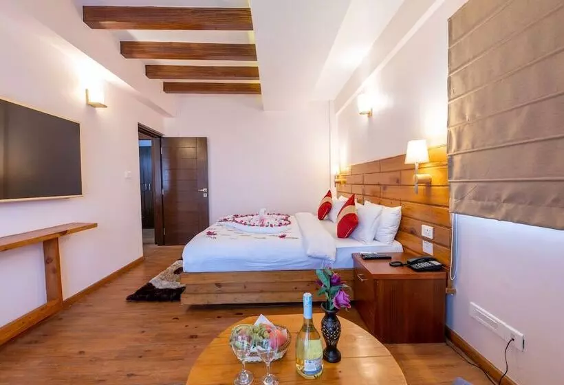 هتل Holesung Resort