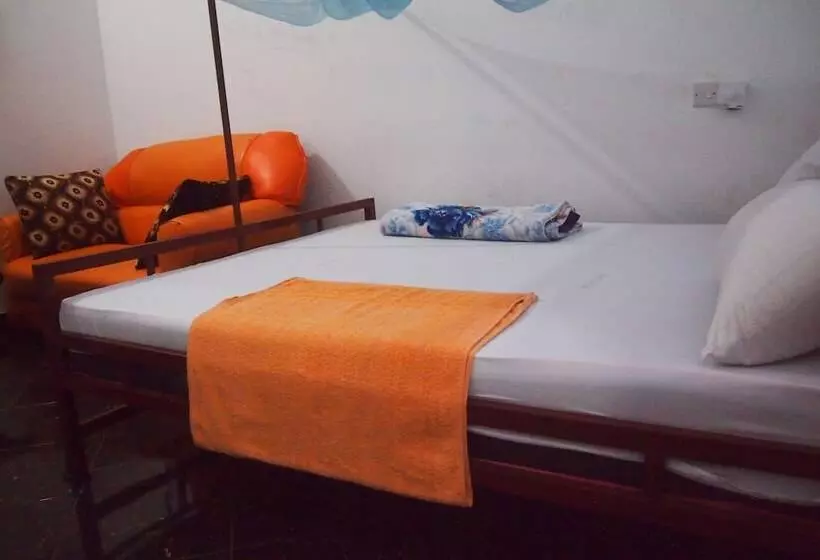 هتل Makuna Lodge