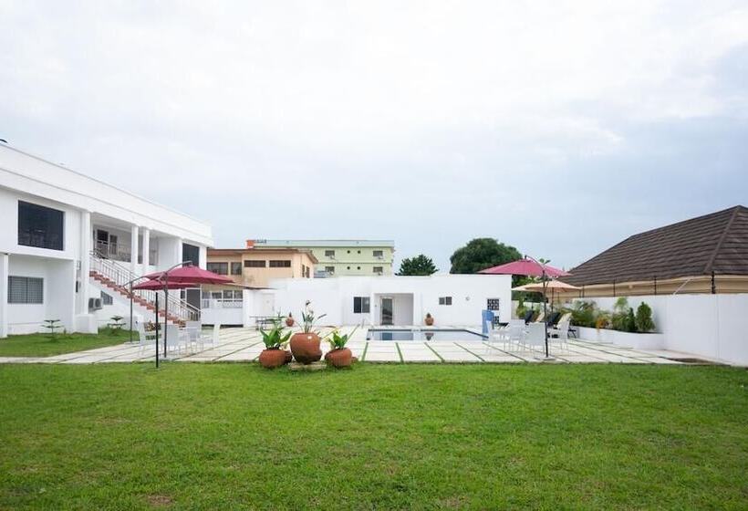 هتل No.8 Boutique