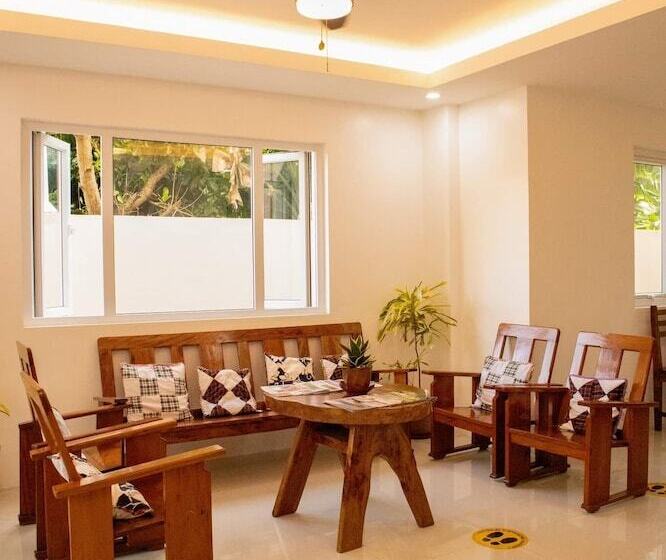 Hôtel Penmaya Hometel