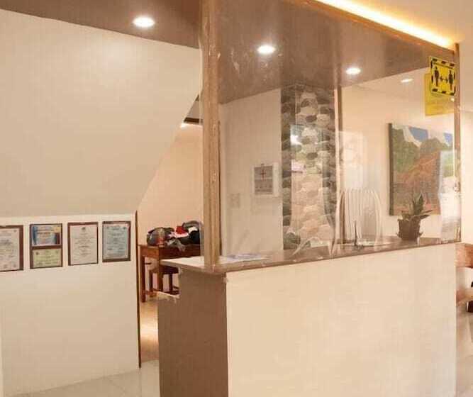 Hôtel Penmaya Hometel