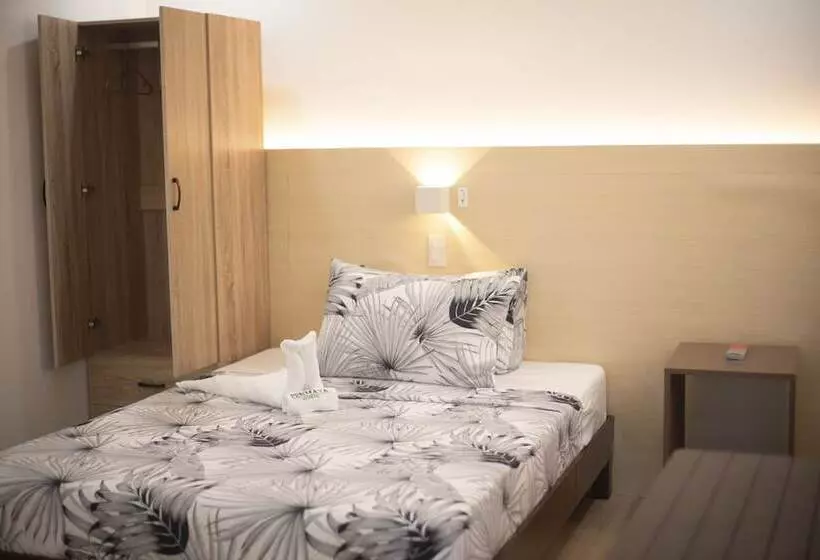 Hôtel Penmaya Hometel