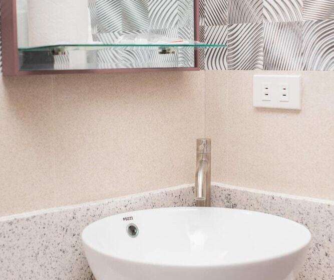 Hôtel Penmaya Hometel