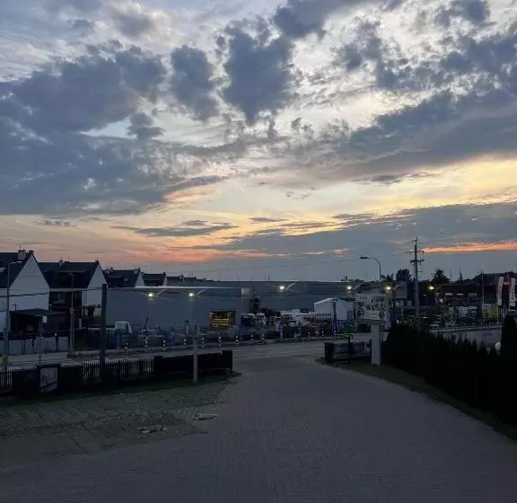 ホテル Safir Babice