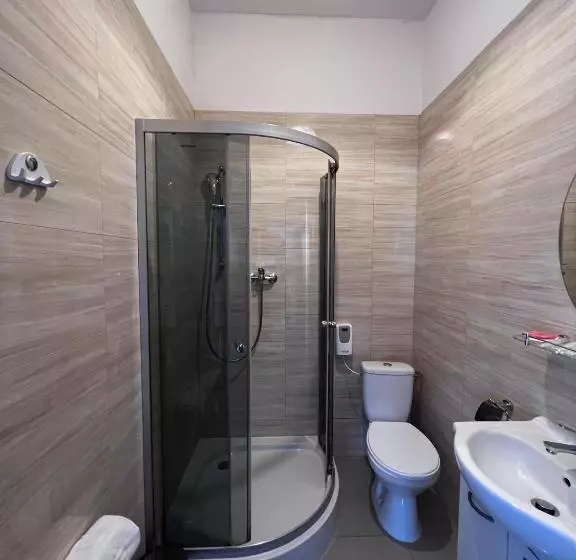 ホテル Safir Babice