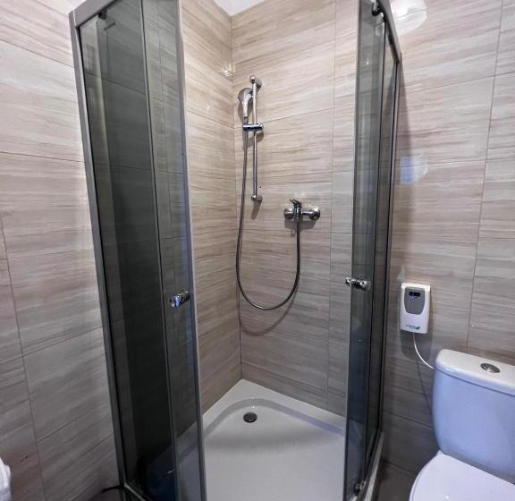 ホテル Safir Babice