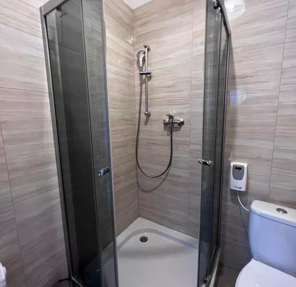 ホテル Safir Babice