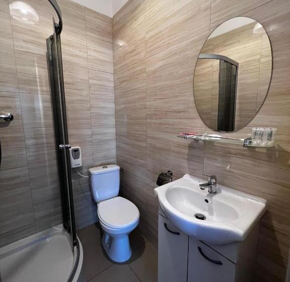 ホテル Safir Babice