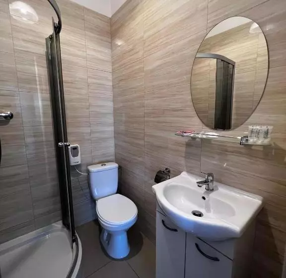 ホテル Safir Babice