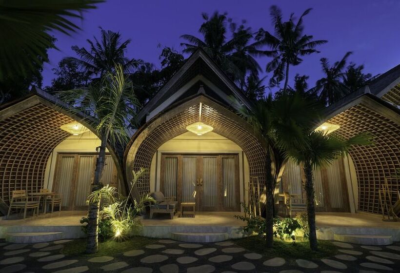 Отель The Sankara Beach Resort Nusa Penida