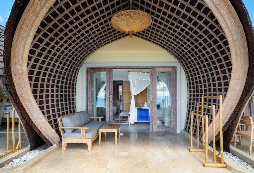 فندق The Sankara Beach Resort   Nusa Penida