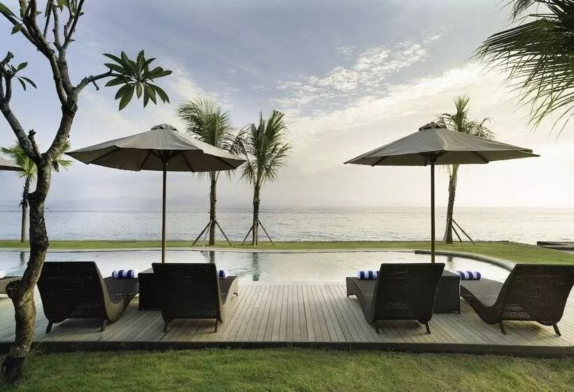 Hotelli The Sankara Beach Resort   Nusa Penida